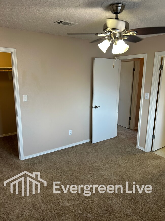 Building Photo - 64 Boreal Ct