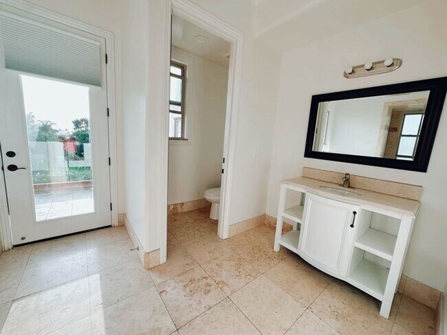 Building Photo - Palatial 6 Bed in Olde Carlsbad with Ocean Views and Roof Top deck, 1 mile to the Beach!!