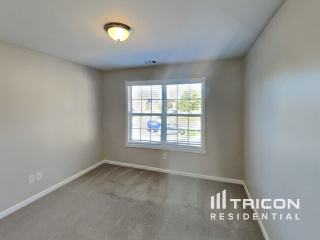 Building Photo - 131 Ruland Cir