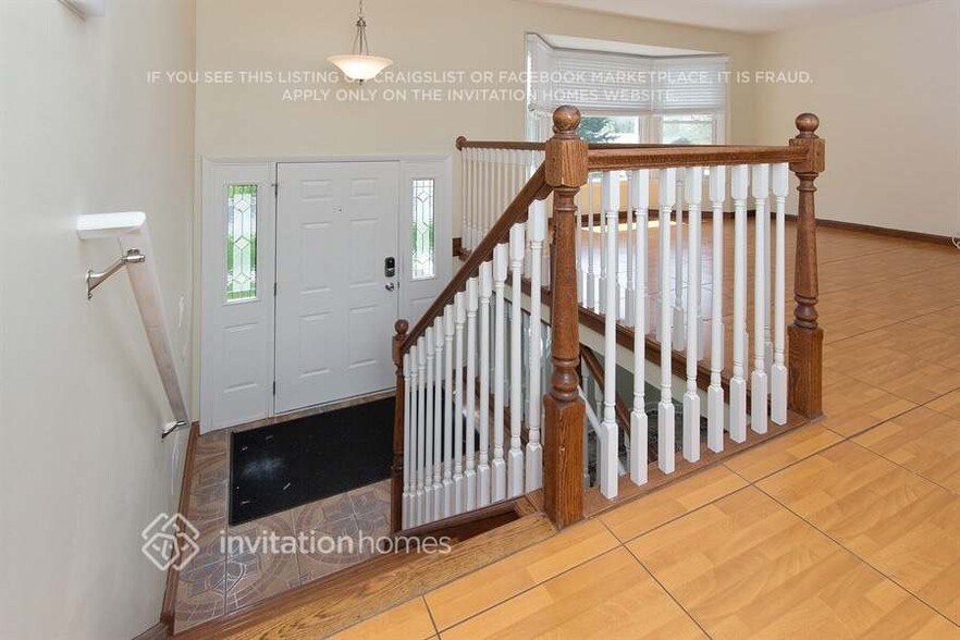 Building Photo - 458 Rockhurst Rd