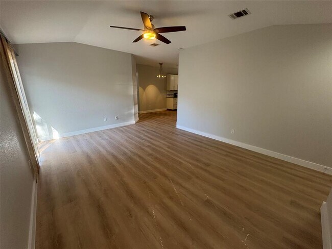 Building Photo - 1207 Shaun Dr