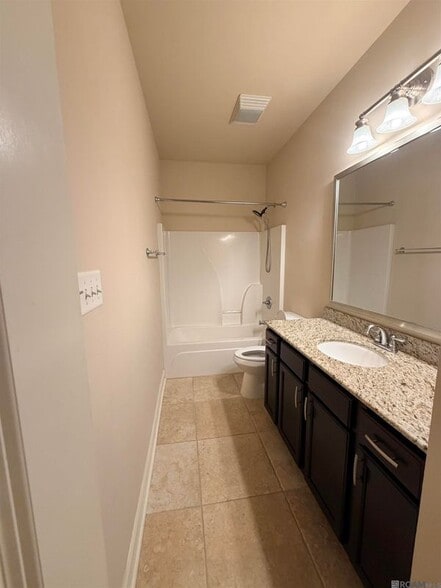 Building Photo - 7863 Seville Ct