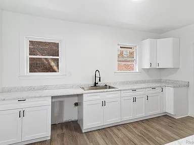 Building Photo - 2509 Gladstone St