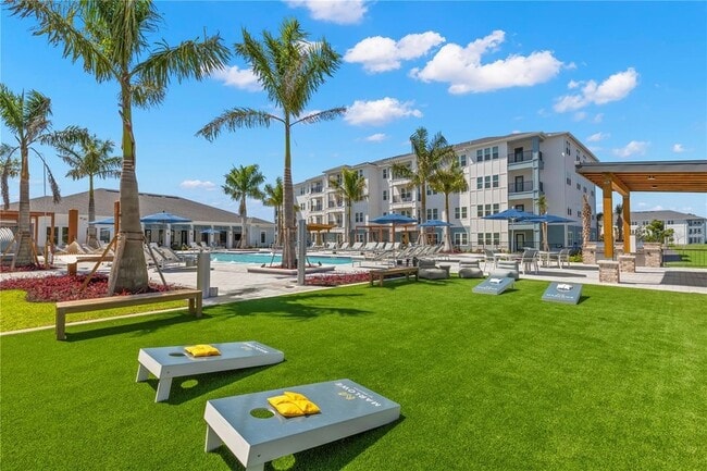 Building Photo - 1101 S Tamiami Trl