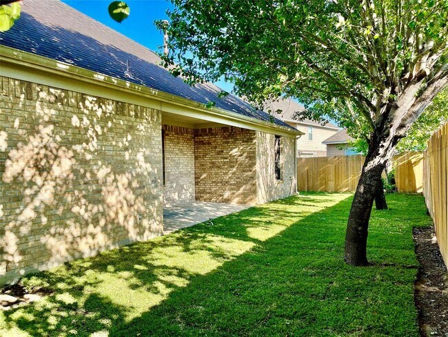 Building Photo - 811 Admiral Bay Ln