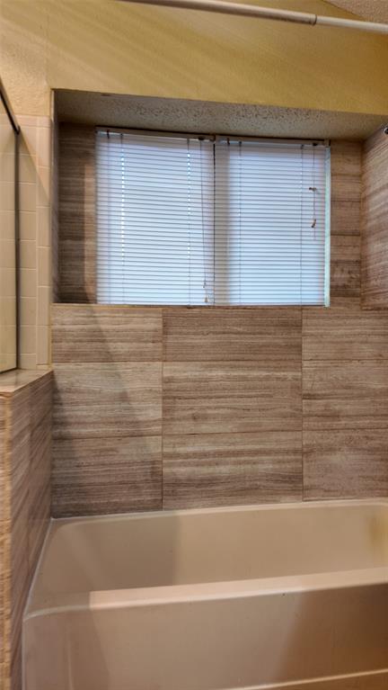 Building Photo - 12331 Yarmont Way