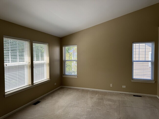 Building Photo - 74 Tanglewood Dr