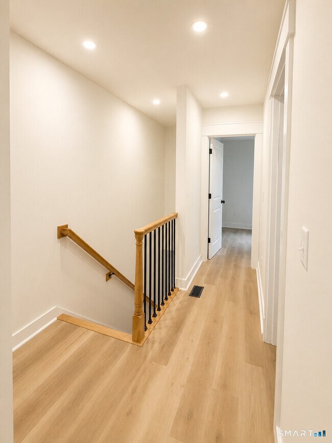 Building Photo - 20 Gridley St