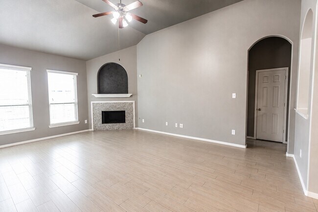 Building Photo - 16006 Lost Anchor Way Ln
