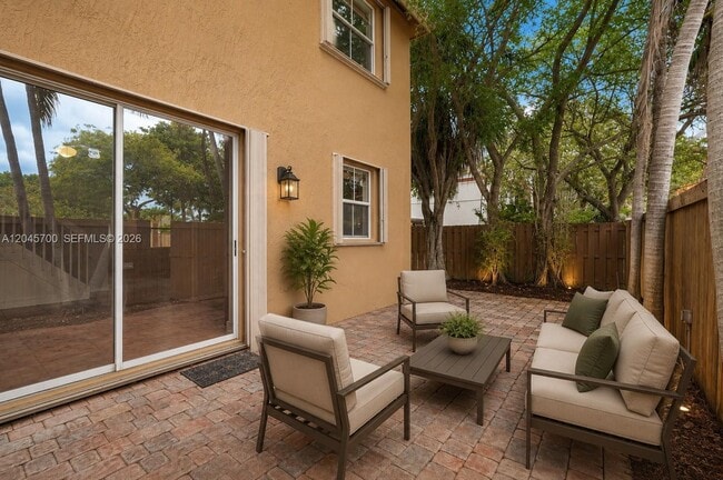 Building Photo - 8853 SW 108th Pl