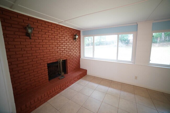 Building Photo - 2317 Tupelo Terrace