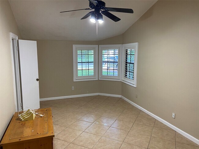 Building Photo - 22503 Dabney Manor Ln