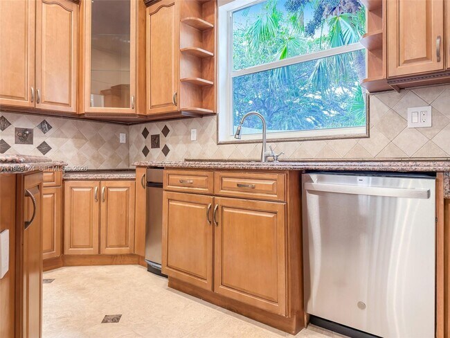 Building Photo - 8480 SW 98th St