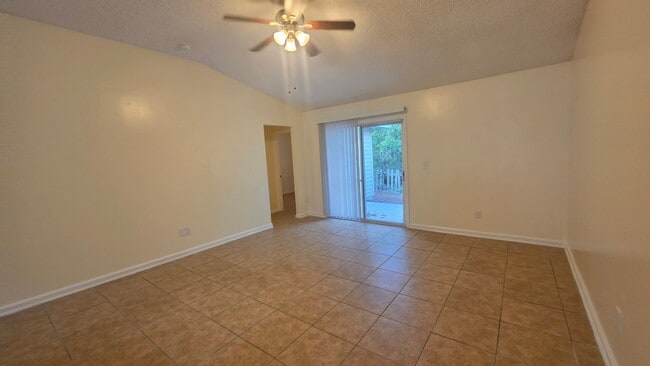 Building Photo - 3996 Distant Moon Ct