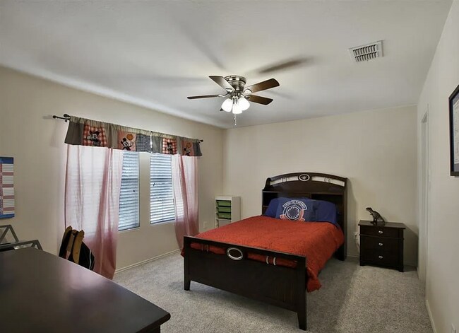 Building Photo - VIEW NOW/COMING SOON - Spacious 5-Bedroom Home in Allen with Office, 2 Living Areas & First-Floor...