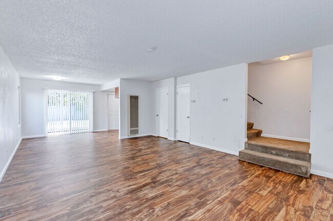 Building Photo - 39-41 Griggs Lane