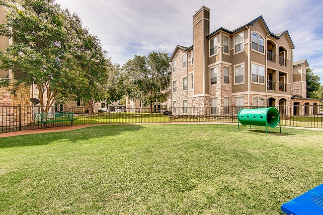Pet-Friendly Perks at Stonebriar of Frisco: Dog Park - Stonebriar of Frisco