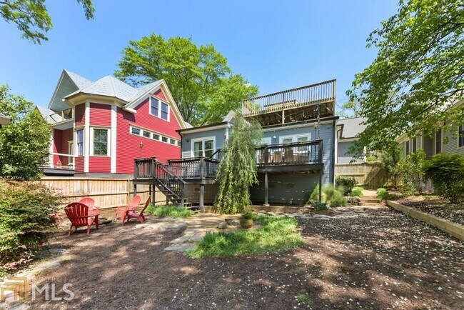 Building Photo - 439 Oakland Ave SE