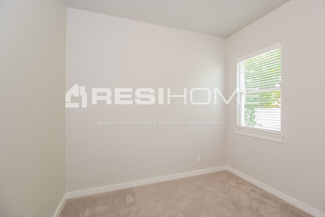 Building Photo - 8098 Brighton Ave