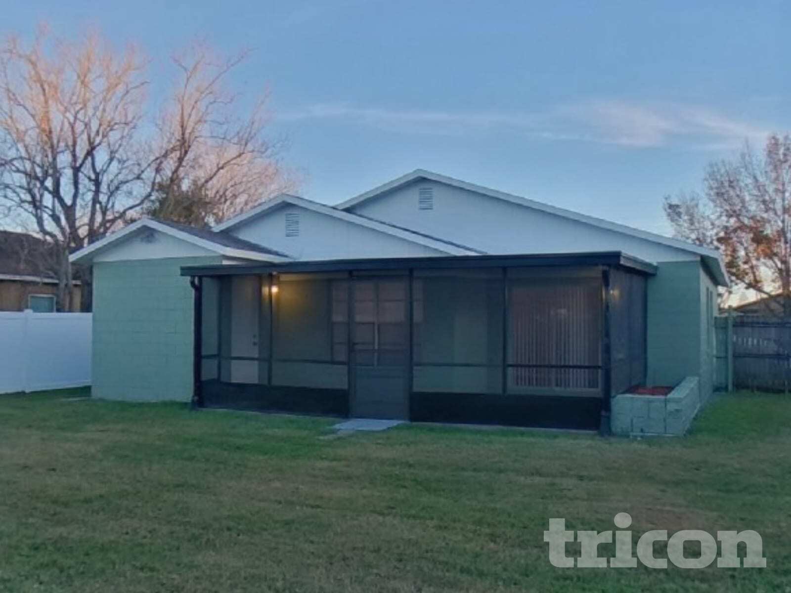 Building Photo - 1416 Thistledown Dr