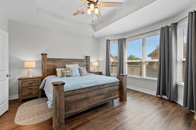 Building Photo - 112 Coral Bean Way