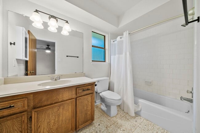 Building Photo - 17406 Bobcat Trail