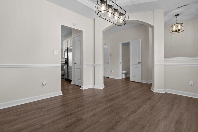 Building Photo - Beautiful 2-Bedroom, 2.5-Bath condo for Rent in Virginia Beach
