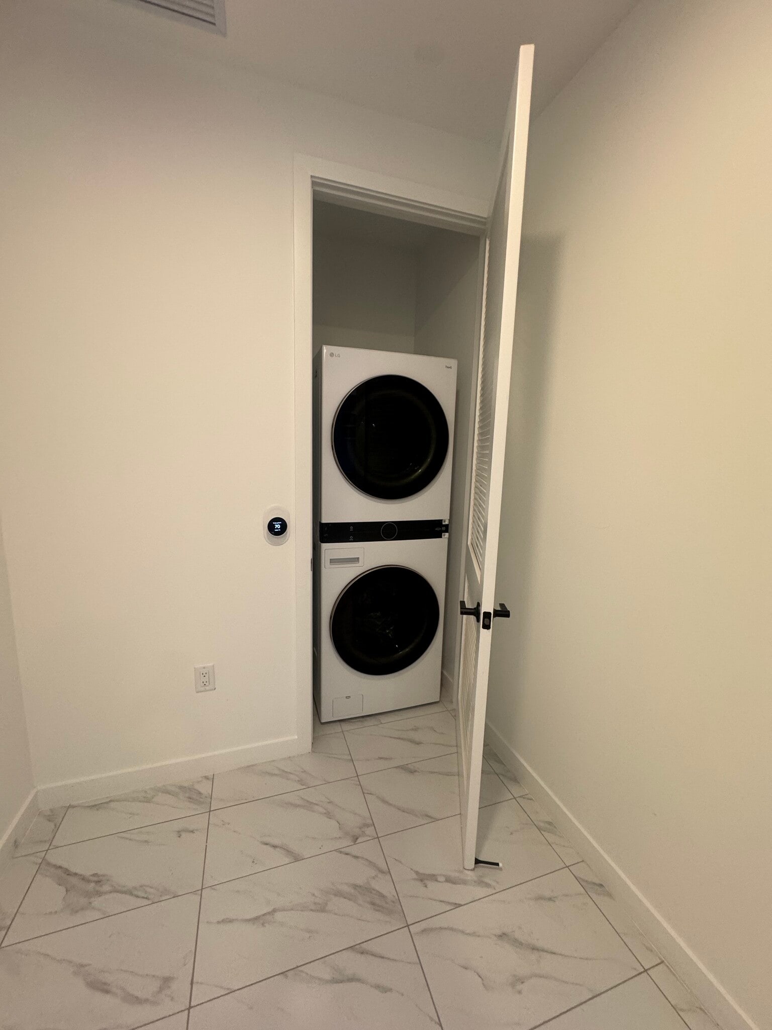 Building Photo - 15061 S Dixie Hwy