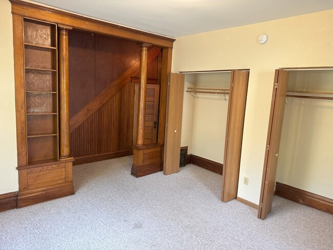 Building Photo - 222 Niagara St