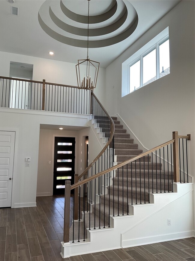 Building Photo - 7311 Blue Gentiana Ln