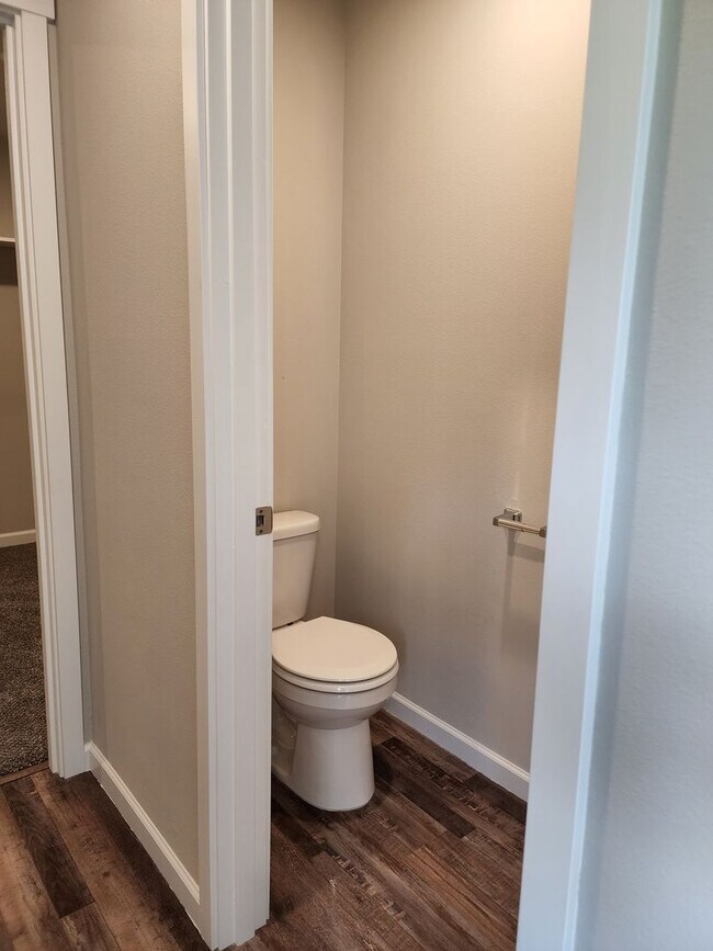 Building Photo - Yelm Creek Estates, New Construction 4 Bedroom, 2.5 Bathroom Home!  Back on the Market & Ready NOW!