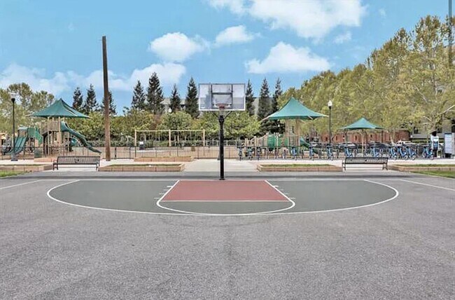 Building Photo - 201 Cahill Park Dr