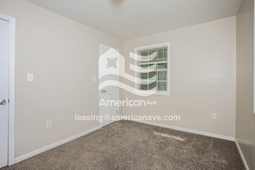 Building Photo - 4913 Norman St