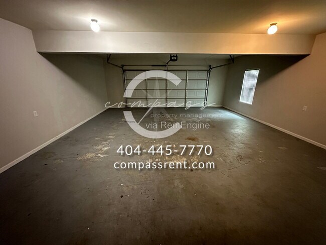 Building Photo - 9465 Pebble Creek Ct