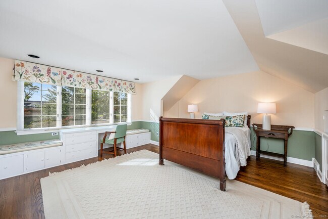 Building Photo - 20 Seagate Rd