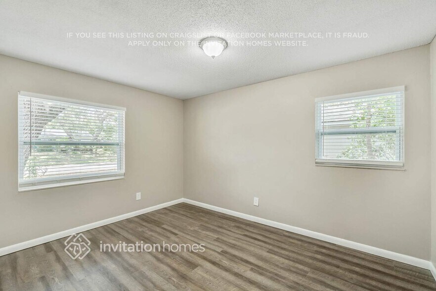 Building Photo - 5695 Deerfield Rd