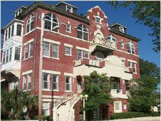 Building Photo - 55 Ashley Ave