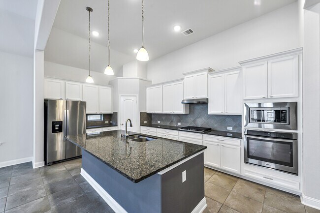 Building Photo - 29410 Barker Meadow Ln