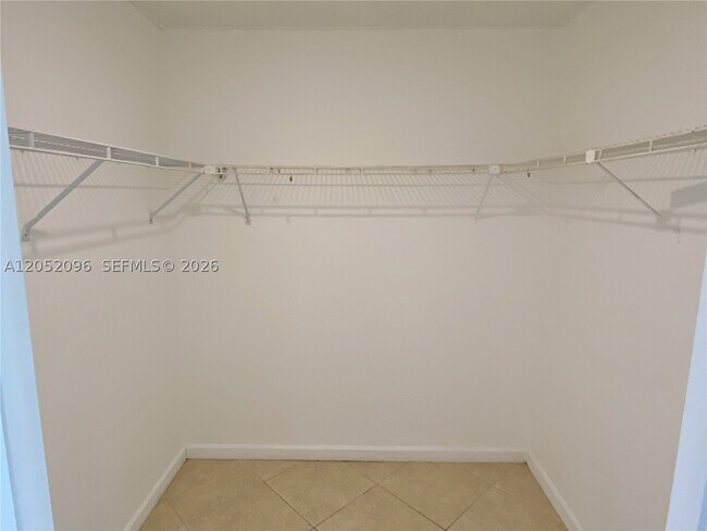 Building Photo - 3800 S Ocean Dr