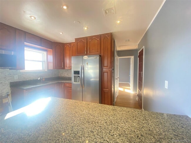 Building Photo - 62 Harold Ave