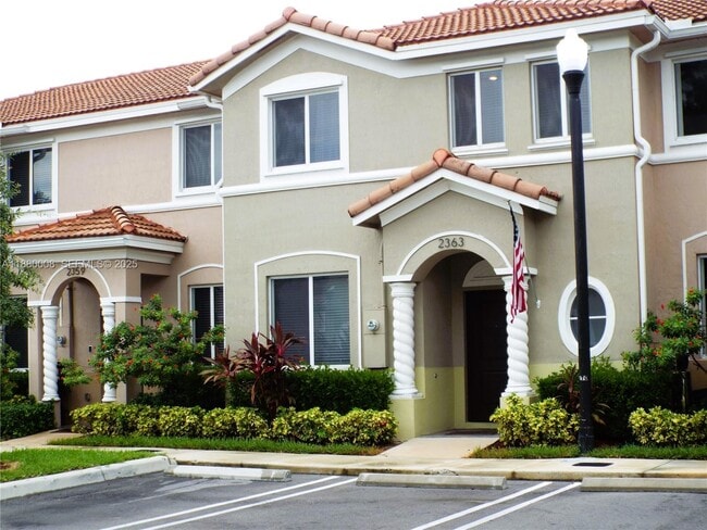 Building Photo - 2363 SE 11th St