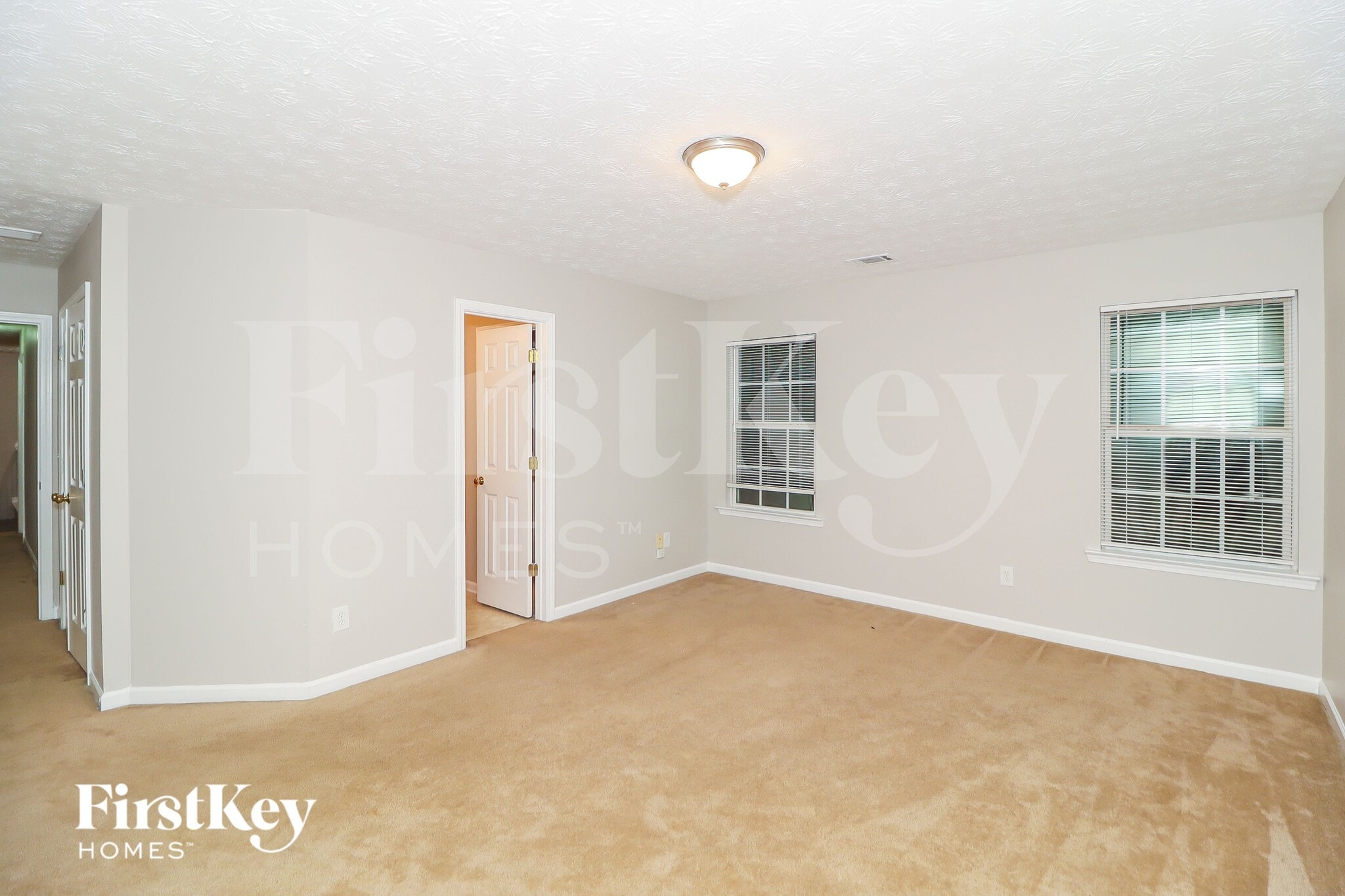 Building Photo - 5491 Skylar Creek Ln NE