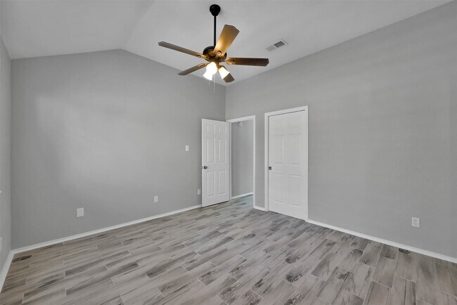 Building Photo - 2306 Piddler Dr