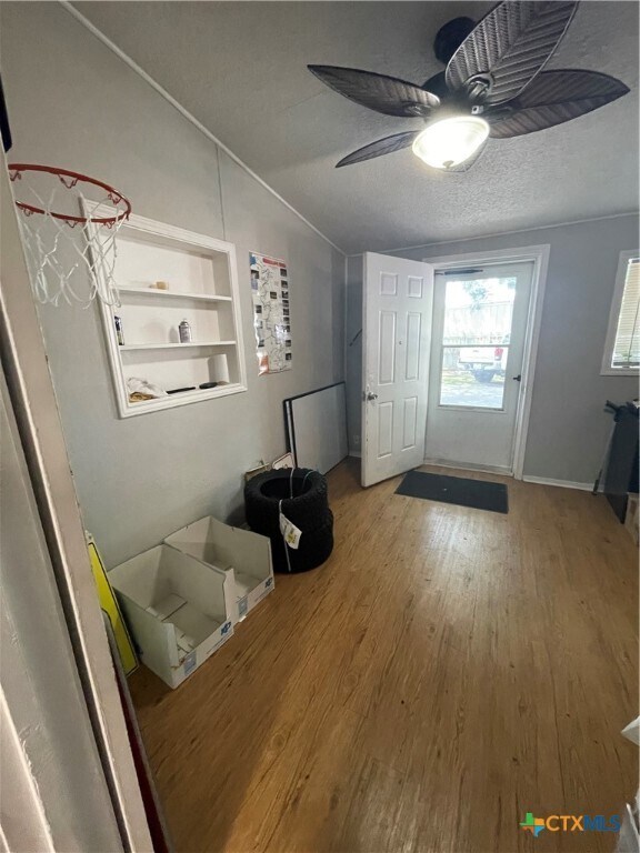 Building Photo - 1910 FM2673