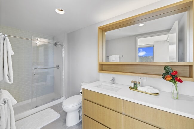 Building Photo - 1388 Kapiolani Blvd