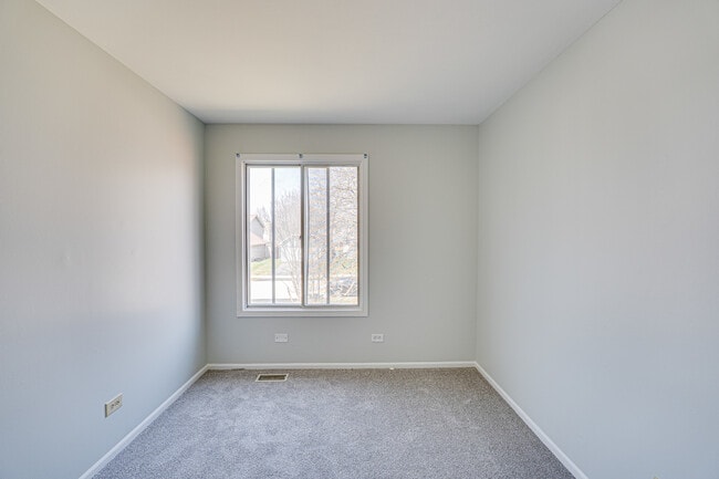 Building Photo - 1111 Brunswick Ln