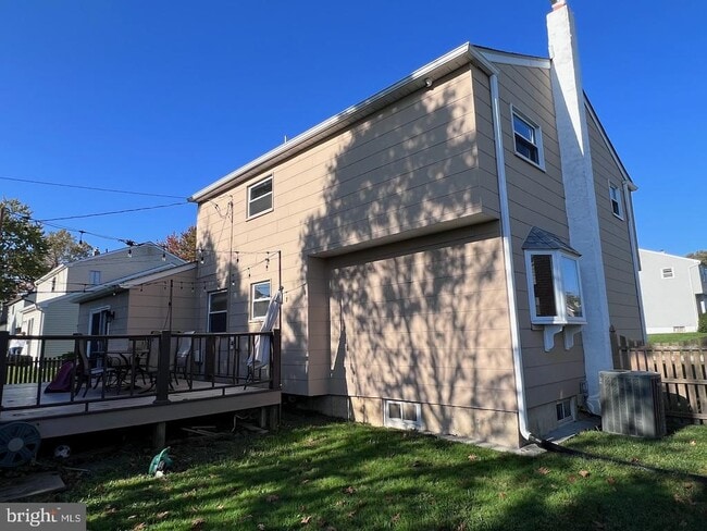 Building Photo - 918 Rockwell Rd