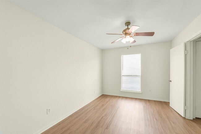 Building Photo - 2019 Place Rebecca Ln