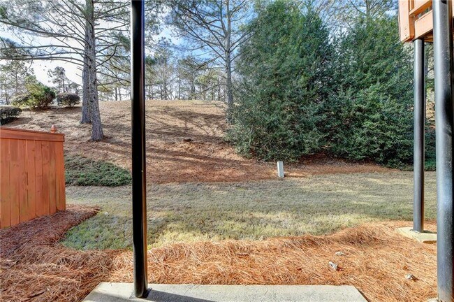 Building Photo - 2026 Merrimont Way