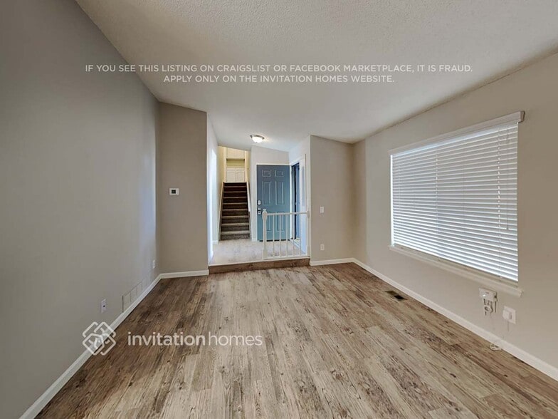 Building Photo - 8474 Tanglewood St